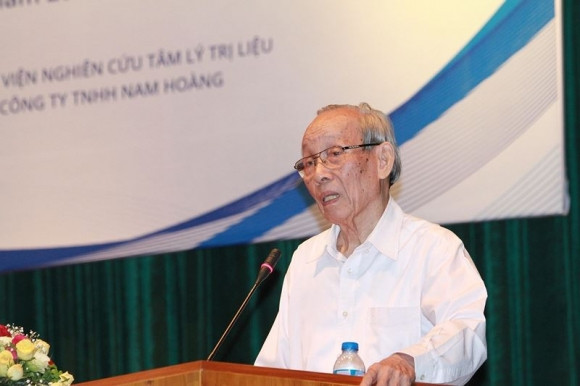 Giáo sư Trần Hồng Quân (ảnh: Thùy Linh) Giáo sư Trần Hồng Quân (ảnh: Thùy Linh)