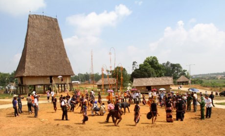 Việc đầu tư xây dựng cơ sở giáo dục, đào tạo tại Làng Văn hóa - Du lịch các dân tộc Việt Nam phải tuân thủ các chỉ tiêu quy hoạch - kiến trúc: (ảnh minh họa - nguồn chinhphu.vn). Việc đầu tư xây dựng cơ sở giáo dục, đào tạo tại Làng Văn hóa - Du lịch các dân tộc Việt Nam phải tuân thủ các chỉ tiêu quy hoạch - kiến trúc: (ảnh minh họa - nguồn chinhphu.vn).