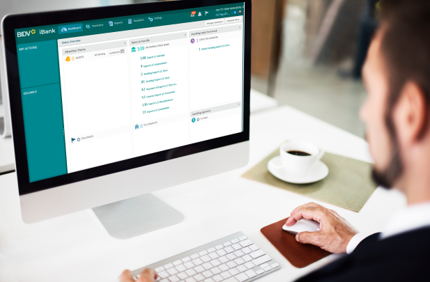 Khách hàng sử dụng dịch vụ tài trợ thương mại trên BIDV iBank Khách hàng sử dụng dịch vụ tài trợ thương mại trên BIDV iBank