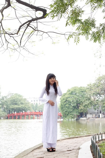 Nguyễn Thị Cẩm Vân nhất ngày 19/4. Nguyễn Thị Cẩm Vân nhất ngày 19/4.