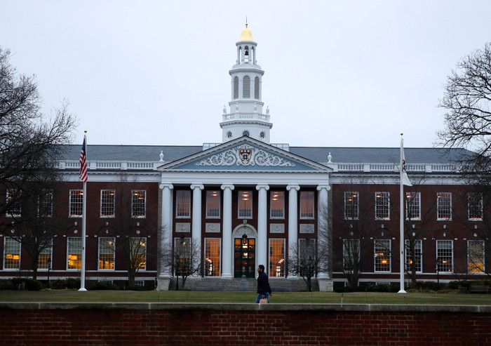 Đại học Harvard (Nguồn: CBS News). Đại học Harvard (Nguồn: CBS News).
