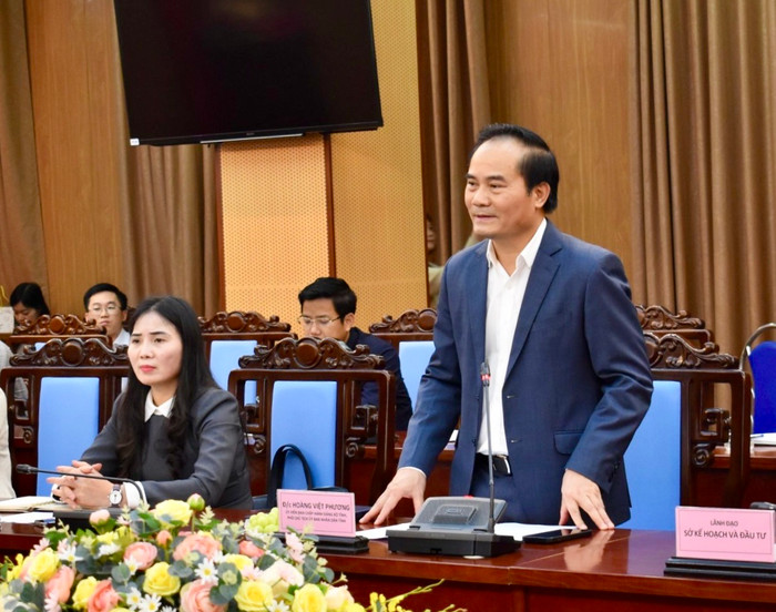 Ông Hoàng Việt Phương - Phó Chủ tịch Ủy ban nhân dân tỉnh Tuyên Quang phát biểu trong buổi làm việc với Hội đồng Thương mại và Công nghệ toàn cầu Ấn Độ ngày 5/3/2024. Ảnh: tuyenquang.gov.vn z5219611456173d559ee3ac9f465b0e2a80dcdd9c1be5e.jpg