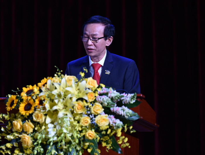 Hiệu trưởng Trường Đại học sư phạm Hà Nội - Nguyễn Văn Minh. Hiệu trưởng Trường Đại học sư phạm Hà Nội - Nguyễn Văn Minh.