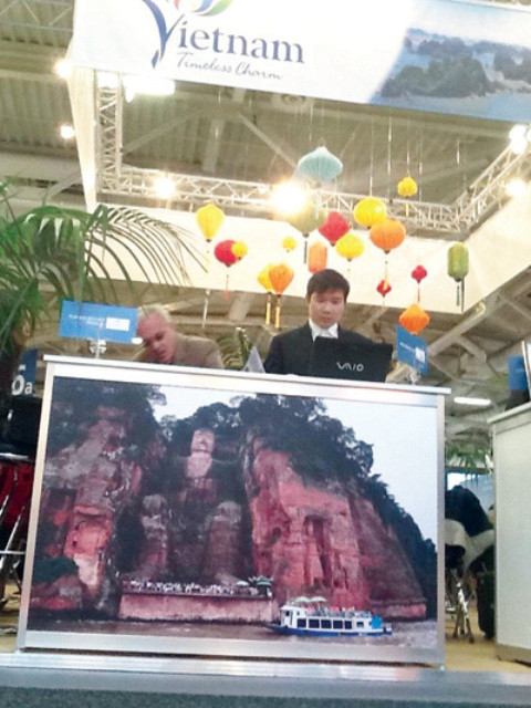 Một số hình ảnh đăng trên Facebook của người tên H.