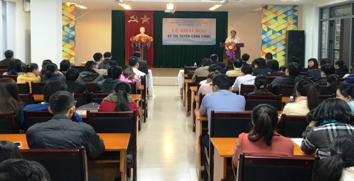 Đà Nẵng lần đầu tiên thi tuyển công chức trên máy tính. Ảnh: NM Đà Nẵng lần đầu tiên thi tuyển công chức trên máy tính. Ảnh: NM