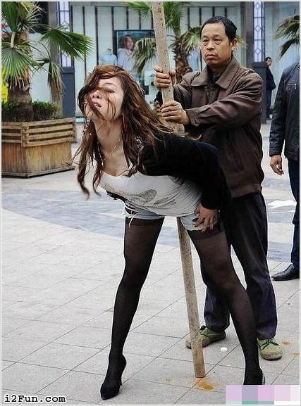 Bệnh "nghề nghiệp" thấy cột là múa? Bệnh "nghề nghiệp" thấy cột là múa?