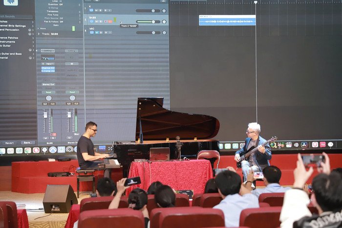 GS. Fabio Crescente - Đại học Conpsa, Ý hướng dẫn “Ghi âm nhiều track dựa trên trình sắp xếp trực tuyến” 760a413d50c4e09ab9d5.jpg