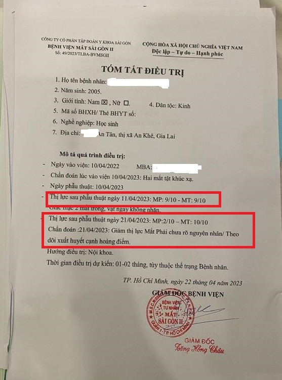 Sau 11 ngày phẫu thuật mắt của con chị Thanh, thị lực mắt phải giảm từ 9/10 xuống 2/10, mắt trái giảm từ 10/10 xuống 9/10 Sau 11 ngày phẫu thuật mắt của con chị Thanh, thị lực mắt phải giảm từ 9/10 xuống 2/10, mắt trái giảm từ 10/10 xuống 9/10