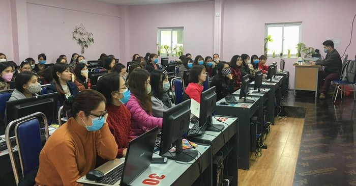 Để giúp học sinh củng cố kiến thức và luyện kỹ năng tự học trước dịch virus Corona, từ ngày 3/2, trường Newton đã triển khai hình thức học online cho học sinh. (Ảnh nhà trường cung cấp) Để giúp học sinh củng cố kiến thức và luyện kỹ năng tự học trước dịch virus Corona, từ ngày 3/2, trường Newton đã triển khai hình thức học online cho học sinh. (Ảnh nhà trường cung cấp)