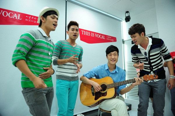 V.Music đã có một chuyến du lịch, học hỏi đầy ý nghĩa về kĩ thuật biểu diễn và thanh nhạc tại Hàn Quốc.