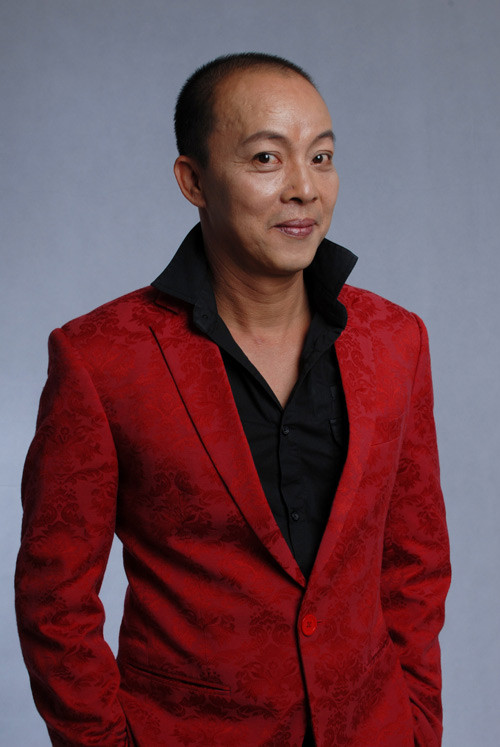 "Bản thân đồng tiền không có tội, tuy nhiên con người làm ra đồng tiền như thế nào thì mới là điều đáng phải suy nghĩ..", nam nghệ sĩ xứ Bắc nói.(Theo TGĐA)