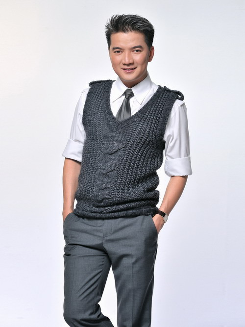 Đàm Vĩnh Hưng thẳng thắn nói: "15 năm theo nghề tôi từng kính trọng, nể nang vài người, nhưng thú thực tôi chưa có cảm giác sợ ai một cách đúng nghĩa. Có chăng là người tôi thấy ghê sợ nên tránh xa". Đàm Vĩnh Hưng thẳng thắn nói: "15 năm theo nghề tôi từng kính trọng, nể nang vài người, nhưng thú thực tôi chưa có cảm giác sợ ai một cách đúng nghĩa. Có chăng là người tôi thấy ghê sợ nên tránh xa".