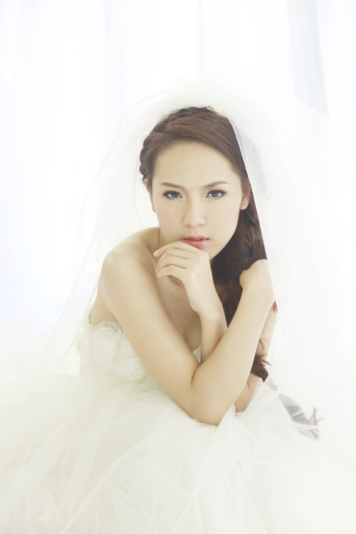 Đây là những hình ảnh mới nhất của ca sĩ Phương Linh. Sắp tới, cô sẽ cho ra mắt MV Cảm ơn anh và thực hiện đêm nhạc cùng tên tại phòng trà Đồng Dao với sự góp mặt đặc biệt của Hà Anh Tuấn. Đây là những hình ảnh mới nhất của ca sĩ Phương Linh. Sắp tới, cô sẽ cho ra mắt MV Cảm ơn anh và thực hiện đêm nhạc cùng tên tại phòng trà Đồng Dao với sự góp mặt đặc biệt của Hà Anh Tuấn.