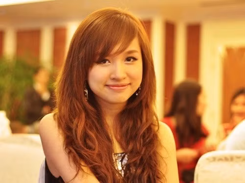 Thanh Vân không tin những tin đồn nhạy cảm về chồng cũ của mình. Dù cả hai vẫn chưa bình thường được với nhau nhưng cô vẫn mong chồng cũ sẽ tìm được hạnh phúc mới. (Theo CSTC)