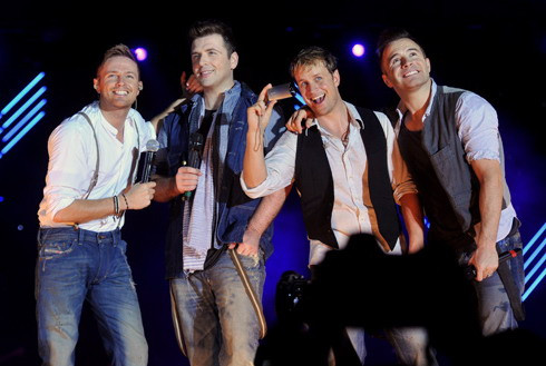 Tối ngày 1/10, bốn chàng 'lãng tử tình ca' người Ireland đã thắp sáng sân vận động Mỹ Đình trong chuyến lưu diễn 'Gravity Tour' cùng hơn 10.000 khán giả Việt Nam. (Ảnh: Hoàng Hà) Tối ngày 1/10, bốn chàng 'lãng tử tình ca' người Ireland đã thắp sáng sân vận động Mỹ Đình trong chuyến lưu diễn 'Gravity Tour' cùng hơn 10.000 khán giả Việt Nam. (Ảnh: Hoàng Hà)