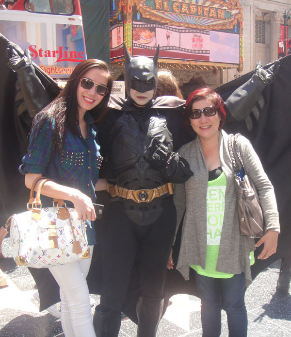 Hơn một tháng qua Chung Thục Quyên không tham gia bất kì một sự kiện nào, làm rộ lên tin đồn cô đang chuẩn bị để tham gia một cuộc thi sắc đẹp. Nhưng thực ra Chung Thục Quyên đang dành thời gian nghỉ ngơi, cùng mẹ đị du lịch tại Mỹ.