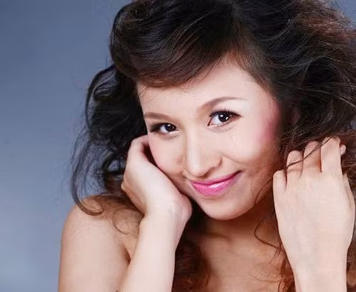 Sau tất cả sóng gió xảy ra, bà mẹ trẻ Thanh Vân chia sẻ về những thay đổi của bản thân mình: "Ngày xưa tôi không hình dung nổi sao có người lại thích vào chùa và sống ẩn dật. Không biết sau này tôi có đi tu không. Nhưng tôi nghĩ mọi điều đều có căn nguyên của nó. Và khó khăn nào rồi cũng vượt qua được. Ông trời không lấy hết cái gì của mình đâu".