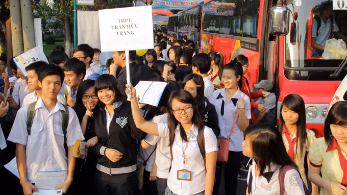 Đông đảo học sinh tham gia Ngày hội tư vấn tuyển sinh - hướng nghiệp 2013 do Tuổi Trẻ tổ chức tại Trường ĐH Bách khoa (ĐHQG TP.HCM) - Ảnh: Minh Giáng