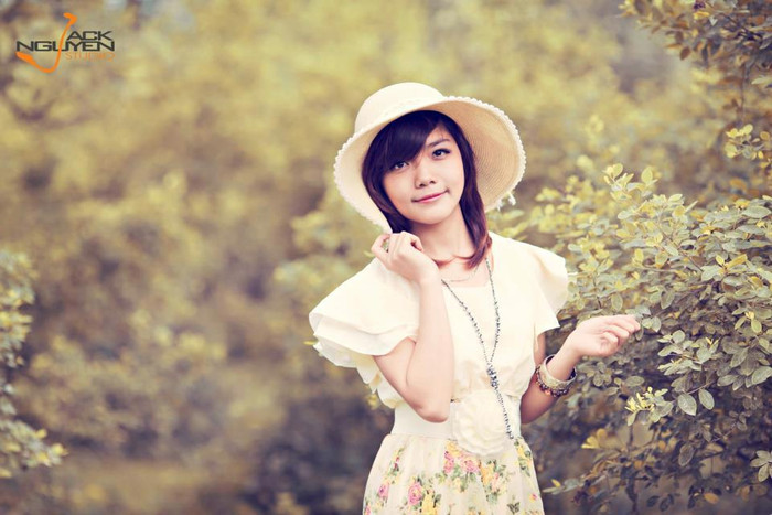 Trong gia đình, Lan Anh thần tượng nhất bố. Lan Anh tâm sự: "Bố là một người công an gương mẫu, chính trực, luôn dạy bảo chúng em điều hay lẽ phải, bố hiền và luôn ở cạnh khi em cần và cho em những lời khuyên tốt nhất". <<GƯƠNG MẶT BABY CỦA HOT GIRL HỌC VIỆN ÂM NHẠC QUỐC GIA VN <<ÁNH MẮT MƠ MÀNG CỦA HOT GIRL TRƯỜNG THPT KIM ANH << VẺ ĐẸP TRONG SÁNG CỦA NỮ SINH ĐH MỸ THUẬT CÔNG NGHIỆP HÀ NỘI Trong gia đình, Lan Anh thần tượng nhất bố. Lan Anh tâm sự: "Bố là một người công an gương mẫu, chính trực, luôn dạy bảo chúng em điều hay lẽ phải, bố hiền và luôn ở cạnh khi em cần và cho em những lời khuyên tốt nhất". <<GƯƠNG MẶT BABY CỦA HOT GIRL HỌC VIỆN ÂM NHẠC QUỐC GIA VN <<ÁNH MẮT MƠ MÀNG CỦA HOT GIRL TRƯỜNG THPT KIM ANH << VẺ ĐẸP TRONG SÁNG CỦA NỮ SINH ĐH MỸ THUẬT CÔNG NGHIỆP HÀ NỘI