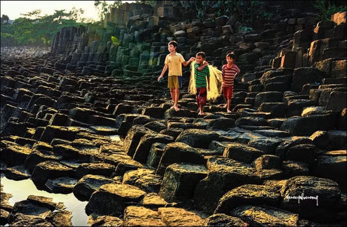 Tung tăng...lũ trẻ vùng quê