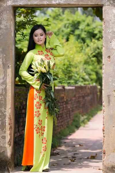 Cảm nhận về bộ ảnh mới của nhiếp ảnh Bigcom, Thùy Dương chia sẻ " Đây là bộ ảnh em rất hài lòng bởi em nhìn thấy được sự yên bình khi chụp tại một làng nghề cổ, trong những ngõ nhỏ mang một nét cổ xưa, trầm mặc, rất sâu sắc..." <<HOT GIRL ĐH PHƯƠNG ĐÔNG RẠNG NGỜI ĐÓN TRUNG THU <<TEEN MODEL AN PHƯƠNG "BIẾN HÓA" VỚI STYLE DỄ THƯƠNG <<VẺ ĐẸP THÁNH THIỆN CỦA NỮ SINH THPT NGUYỄN TẤT THÀNH <<HOT GIRL ĐH CÔNG NGHIỆP HÀ NỘI ĐẸP TINH KHÔI TRONG NẮNG MAI Cảm nhận về bộ ảnh mới của nhiếp ảnh Bigcom, Thùy Dương chia sẻ " Đây là bộ ảnh em rất hài lòng bởi em nhìn thấy được sự yên bình khi chụp tại một làng nghề cổ, trong những ngõ nhỏ mang một nét cổ xưa, trầm mặc, rất sâu sắc..." <<HOT GIRL ĐH PHƯƠNG ĐÔNG RẠNG NGỜI ĐÓN TRUNG THU <<TEEN MODEL AN PHƯƠNG "BIẾN HÓA" VỚI STYLE DỄ THƯƠNG <<VẺ ĐẸP THÁNH THIỆN CỦA NỮ SINH THPT NGUYỄN TẤT THÀNH <<HOT GIRL ĐH CÔNG NGHIỆP HÀ NỘI ĐẸP TINH KHÔI TRONG NẮNG MAI