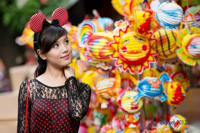 Minh Trang từng tham dự cuộc thi Miss Travel, dù không tiến xa vào vòng trong nhưng đã để lại nhiều ấn tượng đẹp và hiện tại cô đang tham dự cuộc thi Miss Tvpro- Cuộc thi tìm ra gương mặt truyền hình xuất sắc nhất và dự định sẽ tham gia cuộc thi Miss Teen trong năm nay. <<HOA KHÔI CÁC TRƯỜNG ĐẠI HỌC <<NGÔI SAO HỌC ĐƯỜNG <<VẺ ĐẸP TRONG SÁNG CỦA NỮ SINH ĐH MỸ THUẬT CÔNG NGHIỆP HÀ NỘI <<VẺ ĐẸP THÁNH THIỆN CỦA NỮ SINH THPT NGUYỄN TẤT THÀNH Minh Trang từng tham dự cuộc thi Miss Travel, dù không tiến xa vào vòng trong nhưng đã để lại nhiều ấn tượng đẹp và hiện tại cô đang tham dự cuộc thi Miss Tvpro- Cuộc thi tìm ra gương mặt truyền hình xuất sắc nhất và dự định sẽ tham gia cuộc thi Miss Teen trong năm nay. <<HOA KHÔI CÁC TRƯỜNG ĐẠI HỌC <<NGÔI SAO HỌC ĐƯỜNG <<VẺ ĐẸP TRONG SÁNG CỦA NỮ SINH ĐH MỸ THUẬT CÔNG NGHIỆP HÀ NỘI <<VẺ ĐẸP THÁNH THIỆN CỦA NỮ SINH THPT NGUYỄN TẤT THÀNH