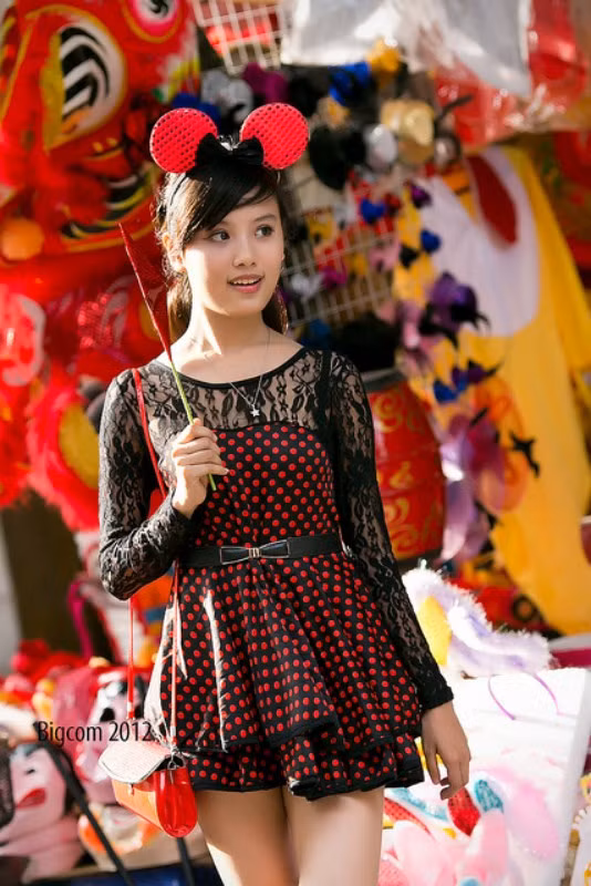 <<HOA KHÔI CÁC TRƯỜNG ĐẠI HỌC <<NGÔI SAO HỌC ĐƯỜNG <<VẺ ĐẸP TRONG SÁNG CỦA NỮ SINH ĐH MỸ THUẬT CÔNG NGHIỆP HÀ NỘI <<VẺ ĐẸP THÁNH THIỆN CỦA NỮ SINH THPT NGUYỄN TẤT THÀNH <<HOA KHÔI CÁC TRƯỜNG ĐẠI HỌC <<NGÔI SAO HỌC ĐƯỜNG <<VẺ ĐẸP TRONG SÁNG CỦA NỮ SINH ĐH MỸ THUẬT CÔNG NGHIỆP HÀ NỘI <<VẺ ĐẸP THÁNH THIỆN CỦA NỮ SINH THPT NGUYỄN TẤT THÀNH