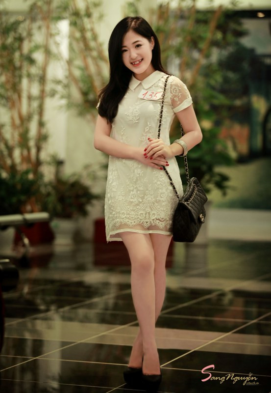 <<NỮ SINH KINH BẮC DỊU DÀNG KHOE SẮC TRONG TÀ ÁO DÀI <<HOT GIRL ĐH PHƯƠNG ĐÔNG RẠNG NGỜI ĐÓN TRUNG THU <<TEEN MODEL AN PHƯƠNG "BIẾN HÓA" VỚI STYLE DỄ THƯƠNG <<NHỮNG NỮ SINH MẶC ÁO DÀI ĐẸP HƠN CẢ HOA HẬU MAI PHƯƠNG THÚY (P18)