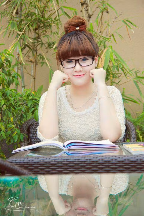 Nguyễn Kiều My (1993) có nick name Miki, hiện là sinh viên năm hai Trường Đại học Sư phạm nghệ thuật Trung Ương <<NỮ SINH KINH BẮC DỊU DÀNG KHOE SẮC TRONG TÀ ÁO DÀI <<HOT GIRL ĐH PHƯƠNG ĐÔNG RẠNG NGỜI ĐÓN TRUNG THU <<TEEN MODEL AN PHƯƠNG "BIẾN HÓA" VỚI STYLE DỄ THƯƠNG <<NHỮNG NỮ SINH MẶC ÁO DÀI ĐẸP HƠN CẢ HOA HẬU MAI PHƯƠNG THÚY (P18) Nguyễn Kiều My (1993) có nick name Miki, hiện là sinh viên năm hai Trường Đại học Sư phạm nghệ thuật Trung Ương <<NỮ SINH KINH BẮC DỊU DÀNG KHOE SẮC TRONG TÀ ÁO DÀI <<HOT GIRL ĐH PHƯƠNG ĐÔNG RẠNG NGỜI ĐÓN TRUNG THU <<TEEN MODEL AN PHƯƠNG "BIẾN HÓA" VỚI STYLE DỄ THƯƠNG <<NHỮNG NỮ SINH MẶC ÁO DÀI ĐẸP HƠN CẢ HOA HẬU MAI PHƯƠNG THÚY (P18)