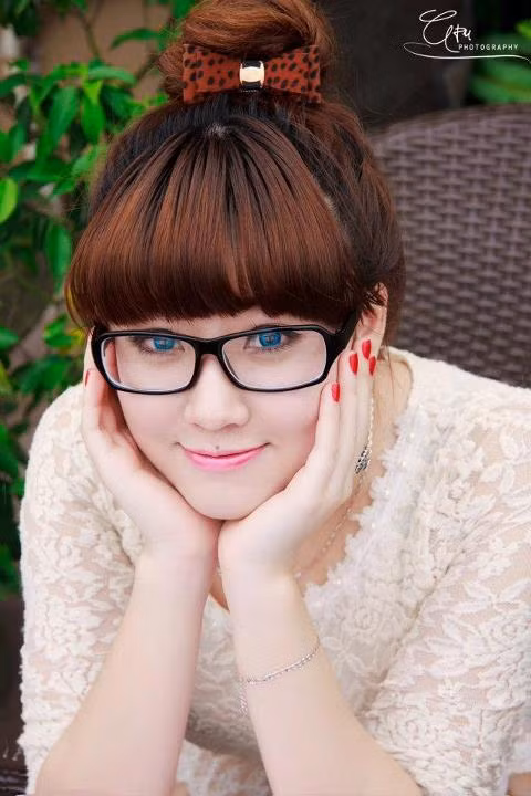 Kiều My đang cố gắng học thật tốt và ngoài ra vẫn duy trì làm model ảnh và sẽ tiếp tục góp mặt trong một số bộ phim truyền hình. <<NỮ SINH KINH BẮC DỊU DÀNG KHOE SẮC TRONG TÀ ÁO DÀI <<HOT GIRL ĐH PHƯƠNG ĐÔNG RẠNG NGỜI ĐÓN TRUNG THU <<TEEN MODEL AN PHƯƠNG "BIẾN HÓA" VỚI STYLE DỄ THƯƠNG <<NHỮNG NỮ SINH MẶC ÁO DÀI ĐẸP HƠN CẢ HOA HẬU MAI PHƯƠNG THÚY (P18) Kiều My đang cố gắng học thật tốt và ngoài ra vẫn duy trì làm model ảnh và sẽ tiếp tục góp mặt trong một số bộ phim truyền hình. <<NỮ SINH KINH BẮC DỊU DÀNG KHOE SẮC TRONG TÀ ÁO DÀI <<HOT GIRL ĐH PHƯƠNG ĐÔNG RẠNG NGỜI ĐÓN TRUNG THU <<TEEN MODEL AN PHƯƠNG "BIẾN HÓA" VỚI STYLE DỄ THƯƠNG <<NHỮNG NỮ SINH MẶC ÁO DÀI ĐẸP HƠN CẢ HOA HẬU MAI PHƯƠNG THÚY (P18)