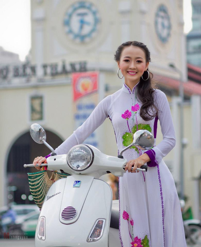 Thu Thảo dần dần khẳng định mình trên con đường nghệ thuật bằng các bước đi vững chãi như Hoa khôi thân thiện Miss Phát thanh Truyền hình 2011, Top 10 Người đẹp nhất Miss Parkson 2011...Miss Ấn tượng cuộc thi Miss Ngôi sao 2012, Miss Summer của FPT