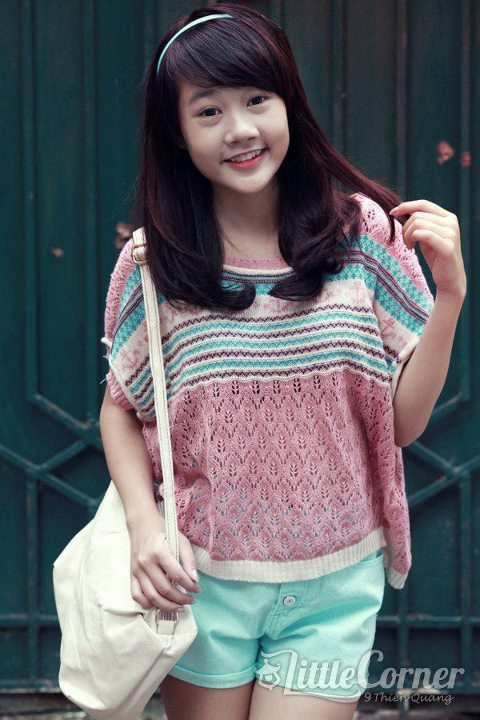 An Phương yêu thích đọc sách, đặc biệt là sách "Đắc Nhân Tâm", đó là cuốn sách mà cả mẹ và Phương đều yêu thích, cuốn sách như lời răn dạy cho con người ta về những thứ sâu xa trong cuộc sống mà đôi khi người ta lãng quên, những tư tưởng đạo đức ẩn chứa trong đó như một triết lý cao cả. <<HOT GIRL ĐH PHƯƠNG ĐÔNG RẠNG NGỜI ĐÓN TRUNG THU <<VẺ ĐẸP TRONG SÁNG CỦA NỮ SINH ĐH MỸ THUẬT CÔNG NGHIỆP HÀ NỘI <<VẺ ĐẸP THÁNH THIỆN CỦA NỮ SINH THPT NGUYỄN TẤT THÀNH <<HOT GIRL ĐH CÔNG NGHIỆP HÀ NỘI ĐẸP TINH KHÔI TRONG NẮNG MAI An Phương yêu thích đọc sách, đặc biệt là sách "Đắc Nhân Tâm", đó là cuốn sách mà cả mẹ và Phương đều yêu thích, cuốn sách như lời răn dạy cho con người ta về những thứ sâu xa trong cuộc sống mà đôi khi người ta lãng quên, những tư tưởng đạo đức ẩn chứa trong đó như một triết lý cao cả. <<HOT GIRL ĐH PHƯƠNG ĐÔNG RẠNG NGỜI ĐÓN TRUNG THU <<VẺ ĐẸP TRONG SÁNG CỦA NỮ SINH ĐH MỸ THUẬT CÔNG NGHIỆP HÀ NỘI <<VẺ ĐẸP THÁNH THIỆN CỦA NỮ SINH THPT NGUYỄN TẤT THÀNH <<HOT GIRL ĐH CÔNG NGHIỆP HÀ NỘI ĐẸP TINH KHÔI TRONG NẮNG MAI