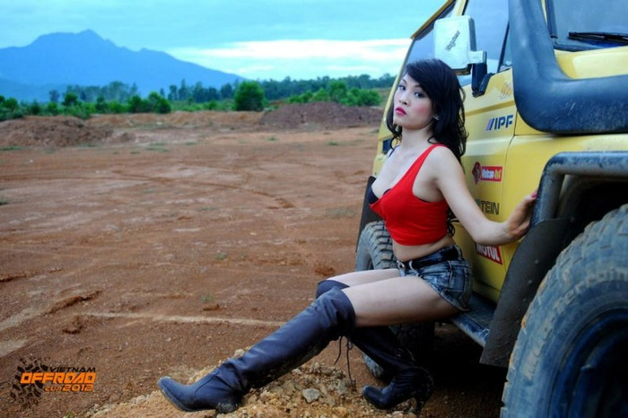 Toyota mạnh mẽ, quyến rũ, chinh phục được mọi thử thách và thể hiện đẳng cấp của người cầm lái.