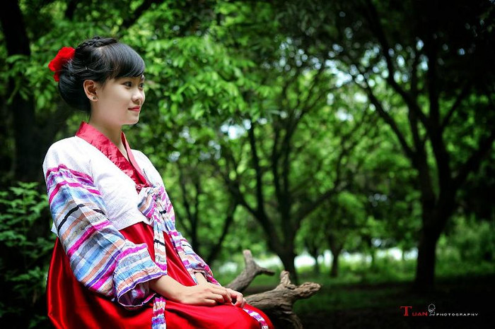 Hương Giang là người khá thân thiện và gẫn gũi, cô tích cực tham gia các hoạt động xã hội như làm từ thiện, quyên góp, ủng hộ những hoàn cảnh khó khăn vươn lên trong cuộc sống. <<HOA KHÔI CÁC TRƯỜNG ĐẠI HỌC <<NGÔI SAO HỌC ĐƯỜNG <<VẺ ĐẸP TRONG SÁNG CỦA NỮ SINH ĐH MỸ THUẬT CÔNG NGHIỆP HÀ NỘI Hương Giang là người khá thân thiện và gẫn gũi, cô tích cực tham gia các hoạt động xã hội như làm từ thiện, quyên góp, ủng hộ những hoàn cảnh khó khăn vươn lên trong cuộc sống. <<HOA KHÔI CÁC TRƯỜNG ĐẠI HỌC <<NGÔI SAO HỌC ĐƯỜNG <<VẺ ĐẸP TRONG SÁNG CỦA NỮ SINH ĐH MỸ THUẬT CÔNG NGHIỆP HÀ NỘI