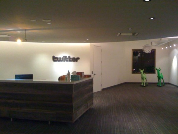 4. Twitter Mức lương trung bình: 116.324 USD Công việc trả lương cao nhất: Kỹ sư phần mềm hệ thống (130.000 USD) Công việc lương thấp nhất: Thiết kế sản phẩm (98.222 USD) 4. Twitter Mức lương trung bình: 116.324 USD Công việc trả lương cao nhất: Kỹ sư phần mềm hệ thống (130.000 USD) Công việc lương thấp nhất: Thiết kế sản phẩm (98.222 USD)