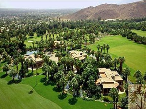 5. Larry Ellison Để tránh xa mọi sự mệt mỏi trong công việc, tỷ phú giàu thứ 3 nước Mỹ Larry Ellison đã mua Porcupine Creek với giá 43 triệu USD. 5. Larry Ellison Để tránh xa mọi sự mệt mỏi trong công việc, tỷ phú giàu thứ 3 nước Mỹ Larry Ellison đã mua Porcupine Creek với giá 43 triệu USD.