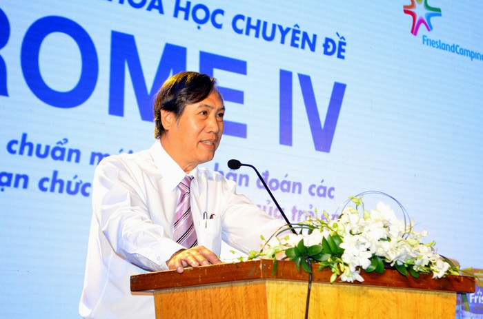 Ông Trần Quốc Huân - Phó Tổng giám đốc Công ty FrieslandCampina Việt Nam chia sẻ tại hội nghị Ông Trần Quốc Huân - Phó Tổng giám đốc Công ty FrieslandCampina Việt Nam chia sẻ tại hội nghị