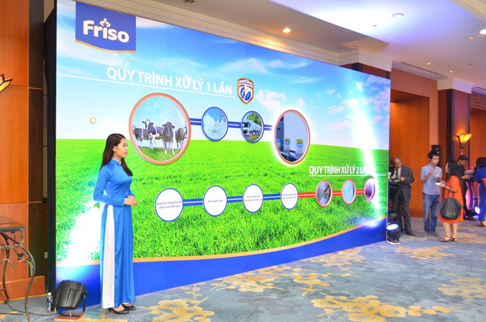 Quy trình sản xuất các sản phẩm sữa sạch an toàn của Friesland Campina Việt Nam. Quy trình sản xuất các sản phẩm sữa sạch an toàn của Friesland Campina Việt Nam.
