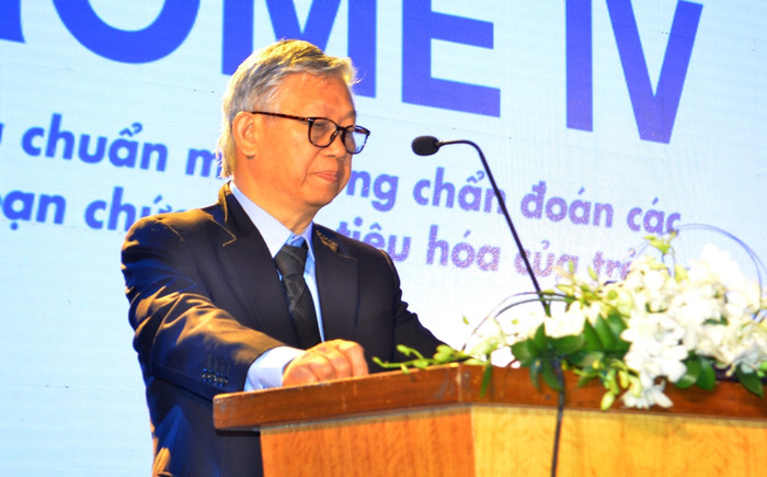 GS-TS Nguyễn Gia Khánh, Phó Chủ tịch Hội Nhi khoa Việt Nam phát biểu tại hội nghị. GS-TS Nguyễn Gia Khánh, Phó Chủ tịch Hội Nhi khoa Việt Nam phát biểu tại hội nghị.