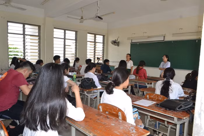 Tâm thư của học sinh nhà nghèo “bị ép học thêm” ảnh 2