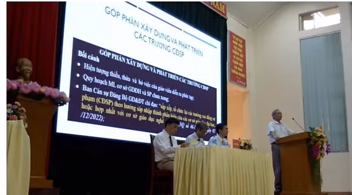 Tiến sĩ Đặng Văn Định phát biểu tại Chương trình hội thảo (Ảnh chụp màn hình). Tiến sĩ Đặng Văn Định phát biểu tại Chương trình hội thảo (Ảnh chụp màn hình).