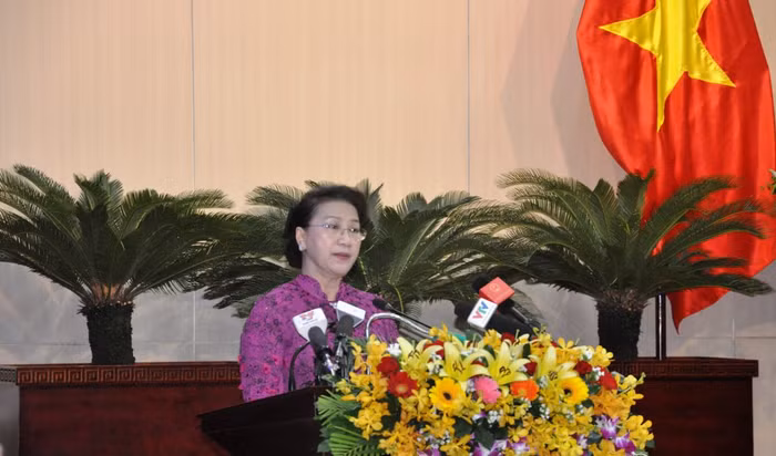 Chủ tịch Quốc hội Nguyễn Thị Kim Ngân bày tỏ tin tưởng Đà Nẵng sẽ có niềm tin mới, khí thế mới để phát triển. Ảnh: TT