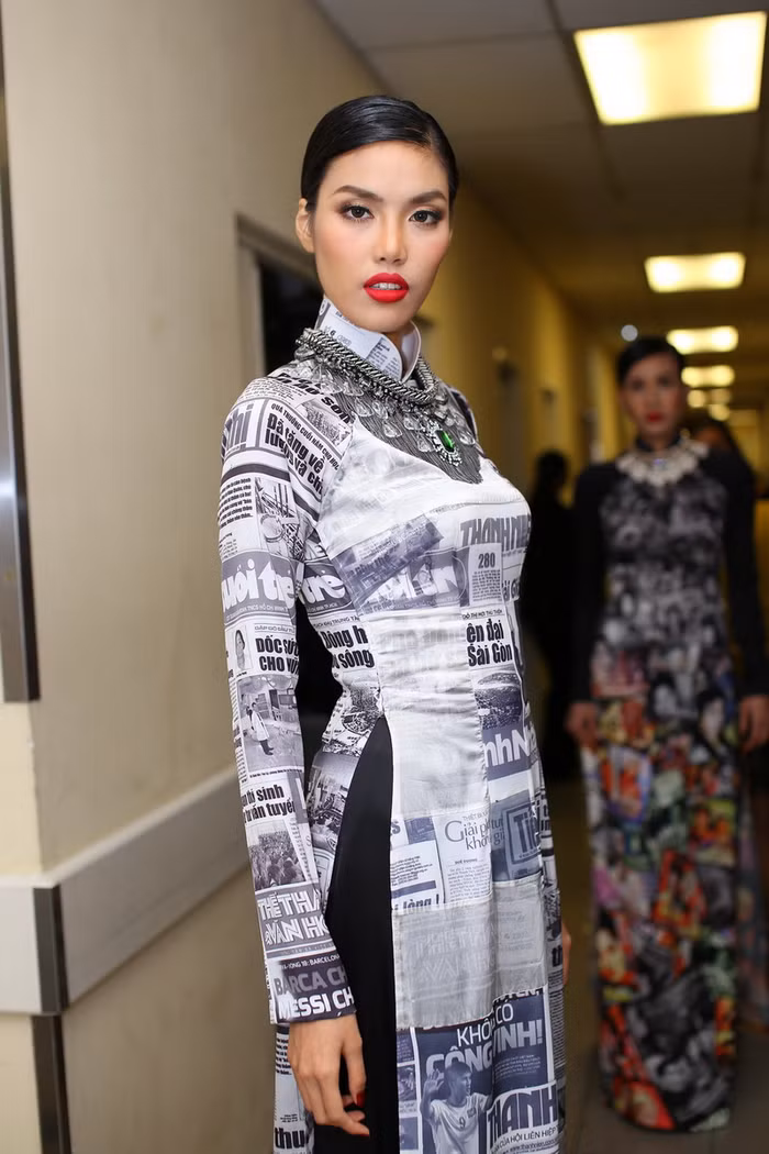 Trở về sau khi tham dự Asian Fashion Award được tổ chức tại Trung Quốc, giải vàng Siêu mẫu Việt Nam 2013 Lan Khuê đã nhanh chóng chuẩn bị cho đêm diễn này.