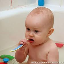 Đánh răng cả ngày mà miệng vẫn hôi sũa Đánh răng cả ngày mà miệng vẫn hôi sũa