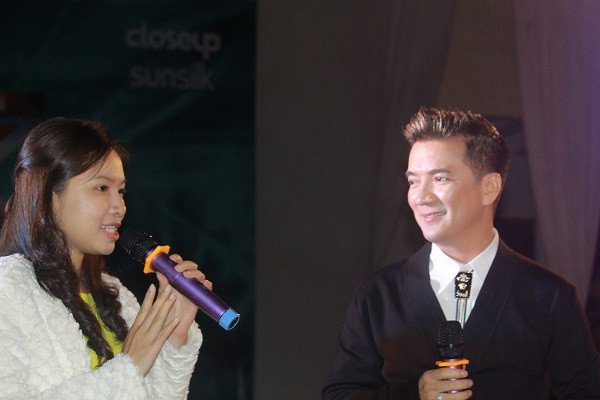 Sau hai đợt tuyển sinh mở rộng “Cơ hội cuối cùng” tại Tp.Cần Thơ và Tp.Hạ Long, chương trình Nhân tố bí ẩn (The X-Factor) cùng Giám khảo Đàm Vĩnh Hưng tiếp tục hành trình trao cơ hội cuối cùng cho các tài năng âm nhạc tại Tp.Vinh. Sau hai đợt tuyển sinh mở rộng “Cơ hội cuối cùng” tại Tp.Cần Thơ và Tp.Hạ Long, chương trình Nhân tố bí ẩn (The X-Factor) cùng Giám khảo Đàm Vĩnh Hưng tiếp tục hành trình trao cơ hội cuối cùng cho các tài năng âm nhạc tại Tp.Vinh.