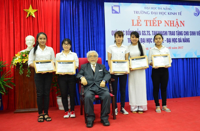 Thương nhớ một người thầy Nhật, “người bạn lớn” của sinh viên Việt ảnh 2 Thương nhớ một người thầy Nhật, “người bạn lớn” của sinh viên Việt ảnh 2