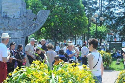 Sa Pa 25-27 độ C, chật khách nghỉ lễ, Tin tức trong ngày, nghi le 30/4, sa pa, du khach, nghi le, khach nuoc ngoai, bao, tin tuc, tin hot, tin hay