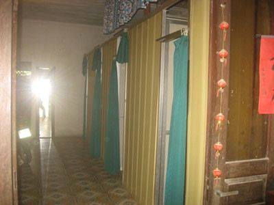 Hầu hết quán thư giãn là mại dâm trá hình. Ảnh: M.Tuấn