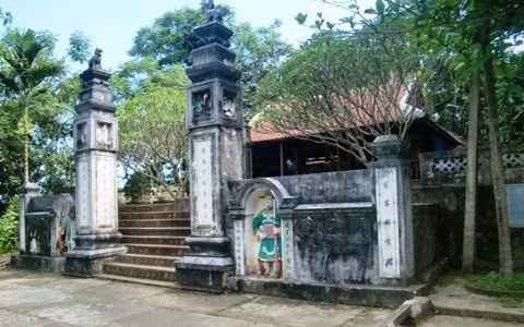 Chuyen ran ho chua chet truoc den thieng