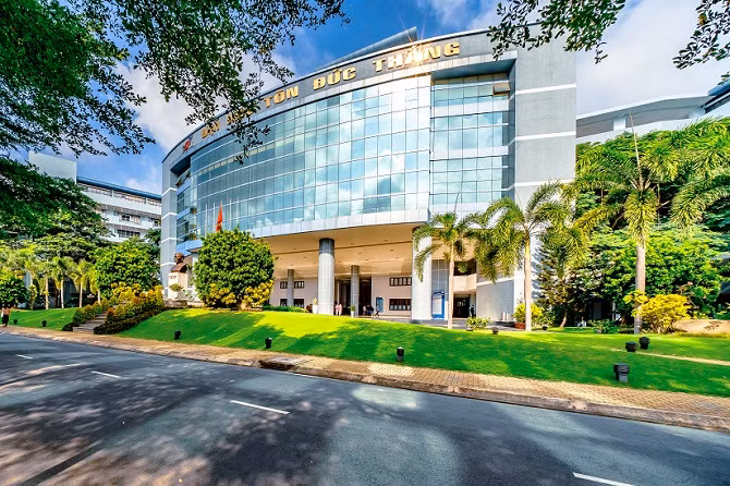 Khuôn viên trường Đại học Tôn Đức Thắng (Ảnh: tdt.edu.vn)